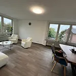 Haus Am Bahnhof Duisburg