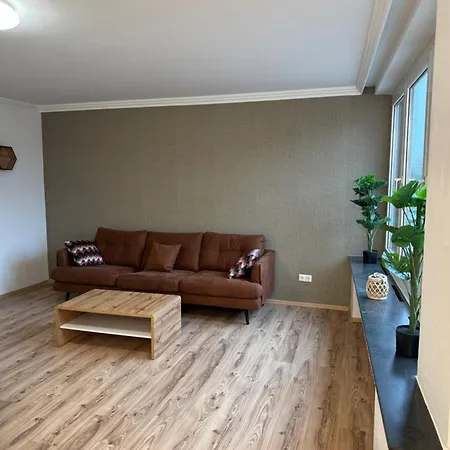 アパート Haus Am Bahnhof