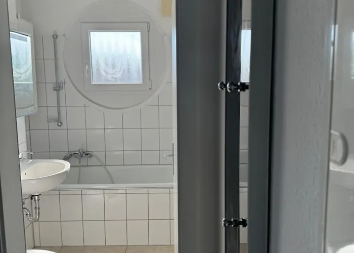 Haus Am Bahnhof Дуйсбург