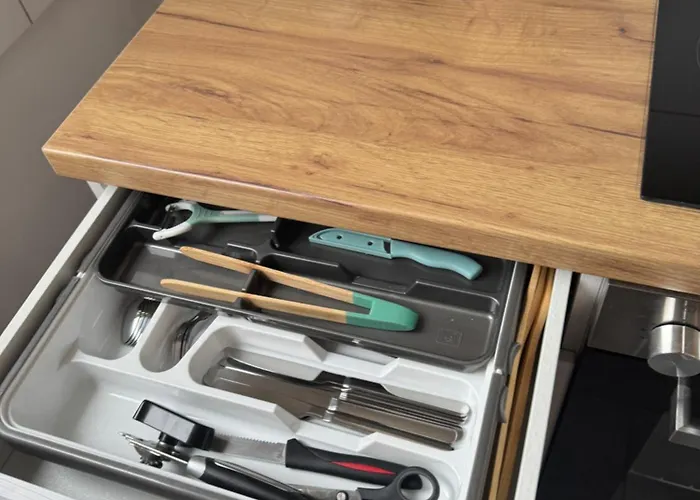 Haus Am Bahnhof * Duisburg